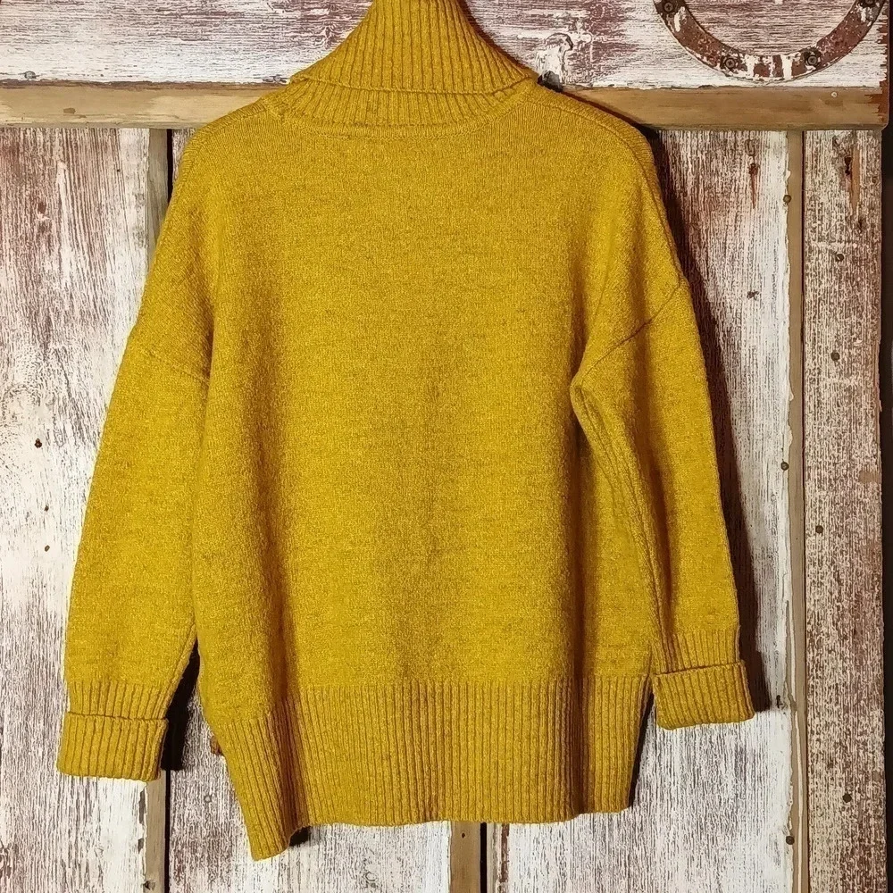 Alpaca blend oversized turtle neck drop shoulder mustard color XS nwot - Picture 4 of 6
